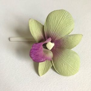 NEW Orchid Hair Accessory Flown in From Hawaii 🌺